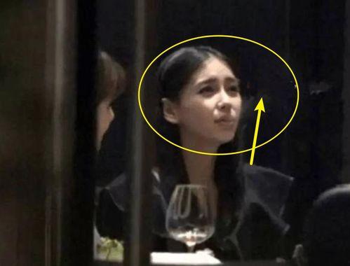 杨颖抽烟谁爆料的啊视频,揭秘明星私生活争议瞬间  第3张